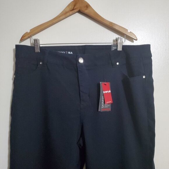 Avenue Black Skinny Tummy Control Jeans Size 18 AV - Picture 3 of 10